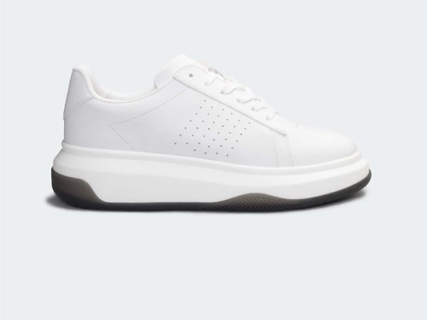 Caliber Shoes, Made in Nepal, Nepali Brand Shoes, Chunky Sneakers, Female Sneakers