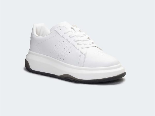 Caliber Shoes, Made in Nepal, Nepali Brand Shoes, Chunky Sneakers, Female Sneakers